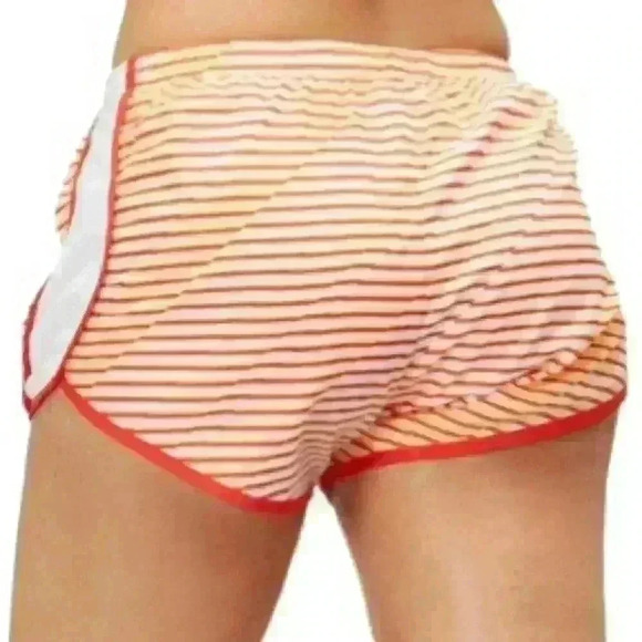 Marika Tek running shorts - Picture 2 of 4